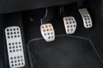 Peugeot 208 5-Door 2012 года